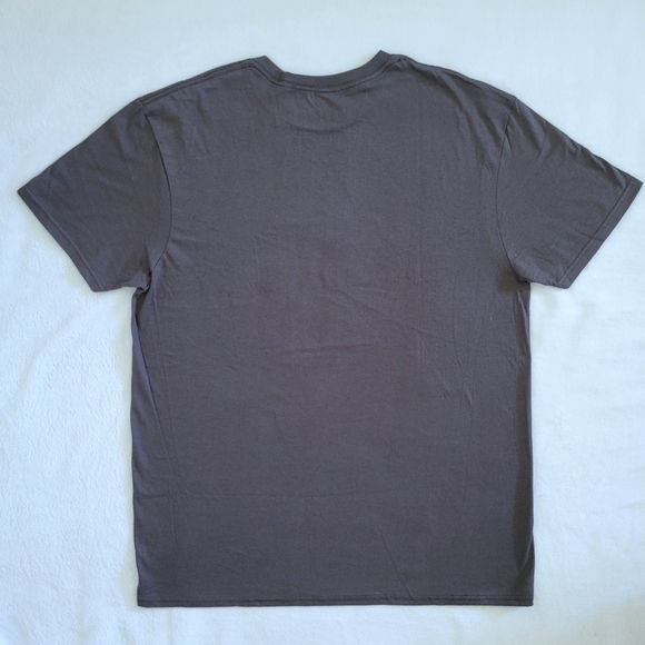 Mad😡 Engine Global🌎 LLC JAWS🦈 Graphic Tee👕 - NWOT - Picture 2 of 11